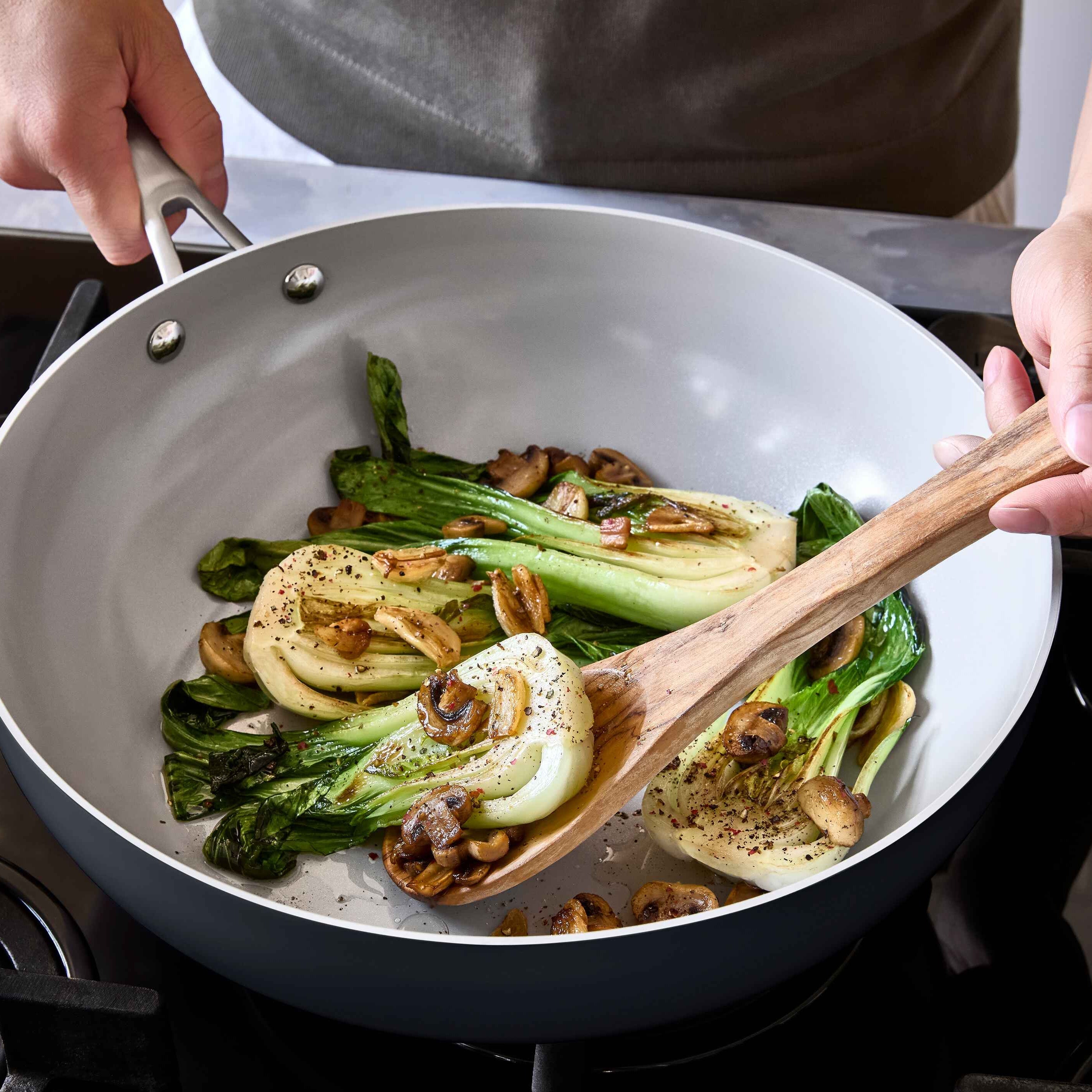 Wok pánev Vital s nepřilnavým keramickým povrchem Ø 30 cm tmavě šedá 30 cm / Tmavě šedá