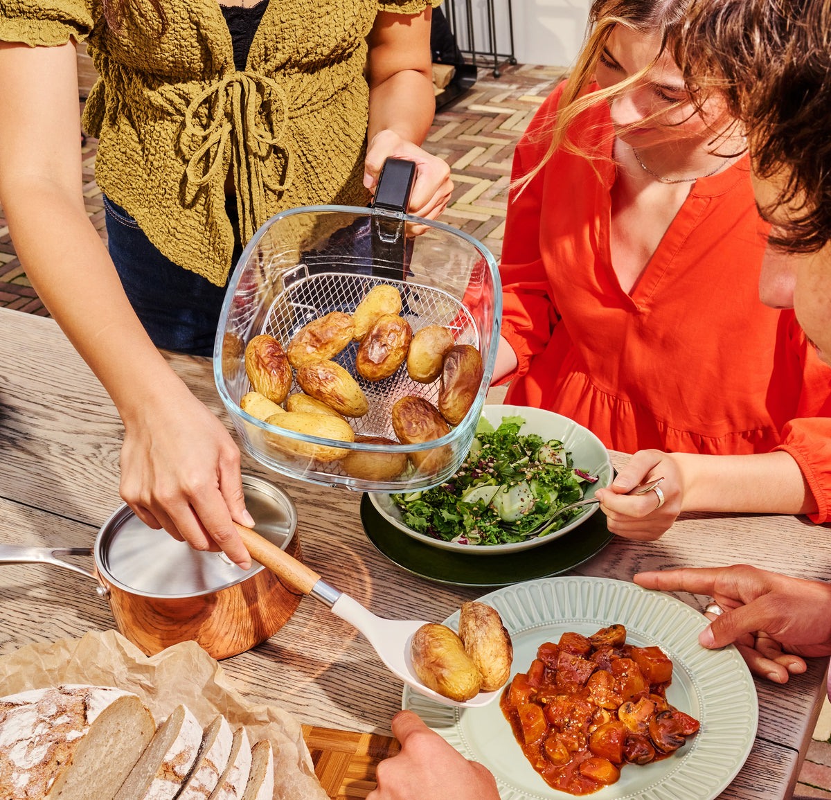 Sklenená teplovzdušná fritéza – krémovobiela