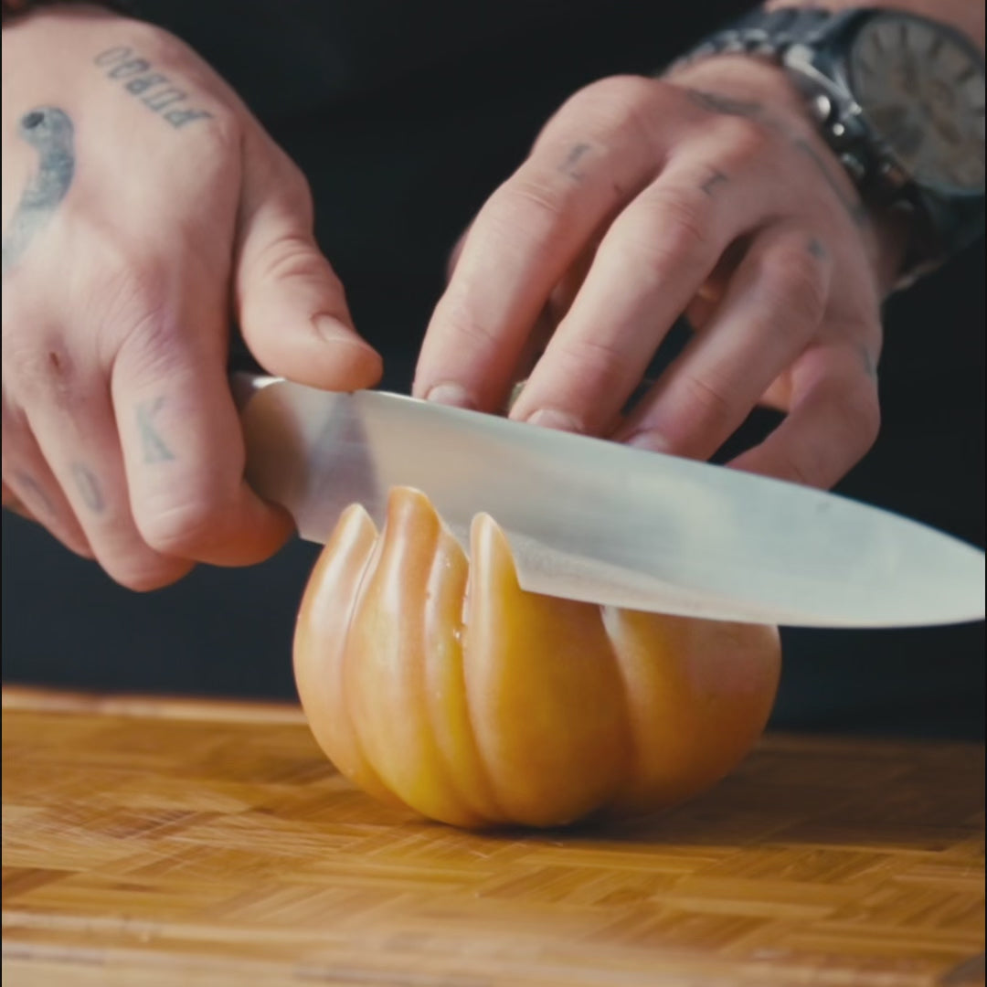 Načítať video: Plátkovací nôž z nemeckej ocele 20 cm